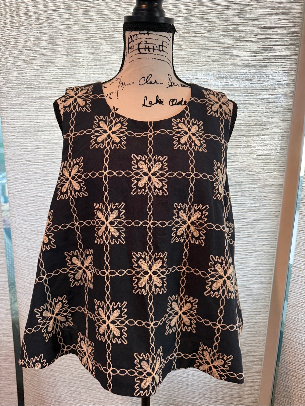entro Black Sleeveless Tank with Cream Floral Grid Embroidery